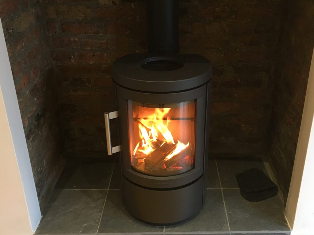 LONDON’S AIR QUALITY Burning wood correctly SweepSmart